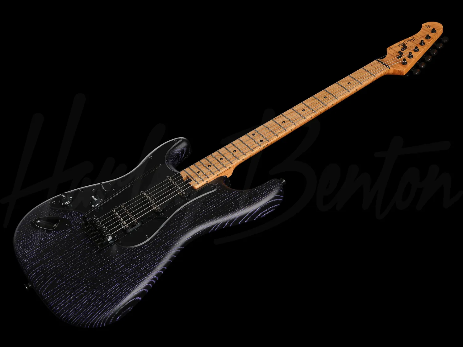 Harley Benton ST-Modern Plus MN HSS E-Gitarre lila links