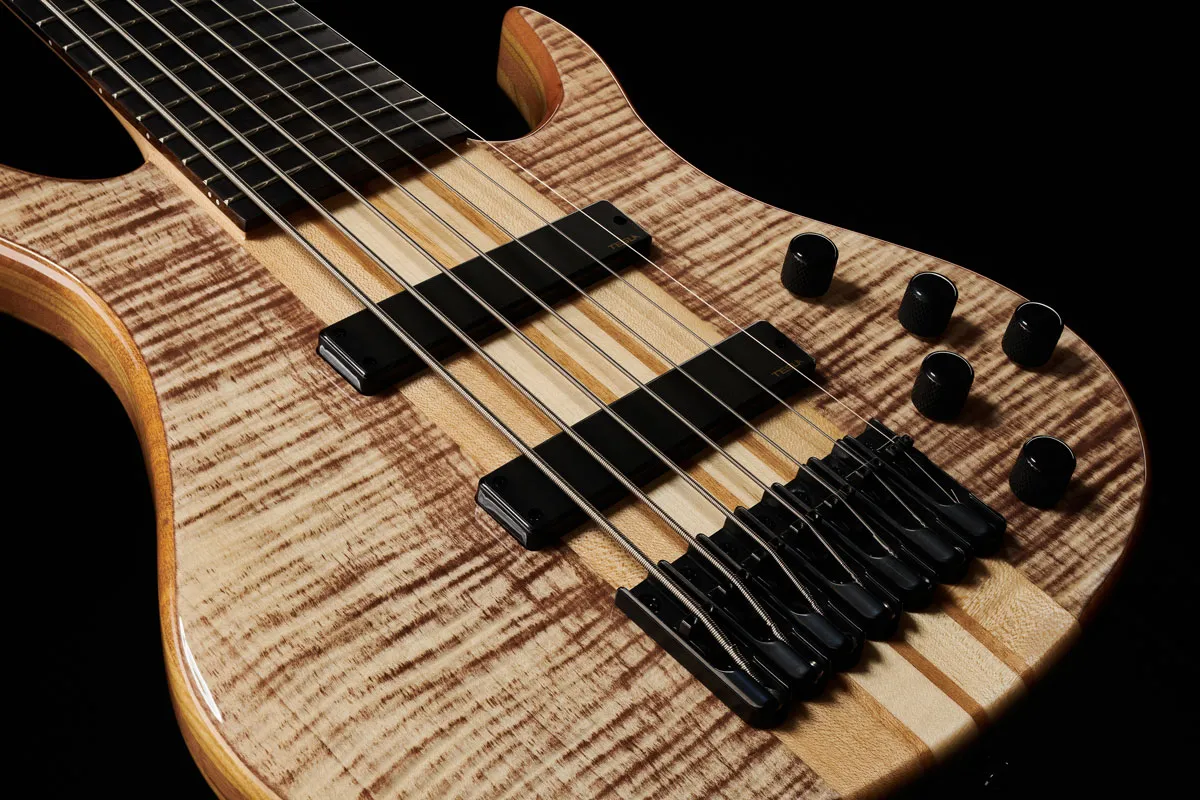 Harley Benton BZ-7000 II NT E-Bass 7-saitig Aktiv-EQ