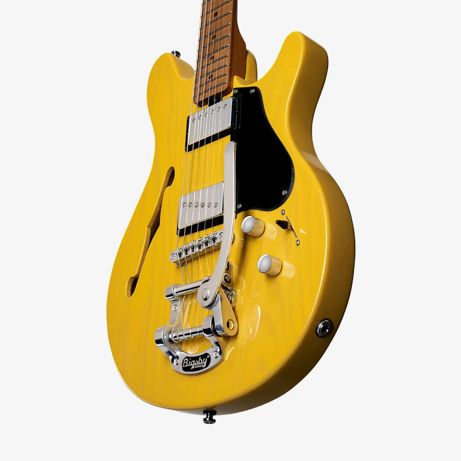 Sterling Valentine Chambered Bigsby E-Gitarre Butterscotch 12dB Boost