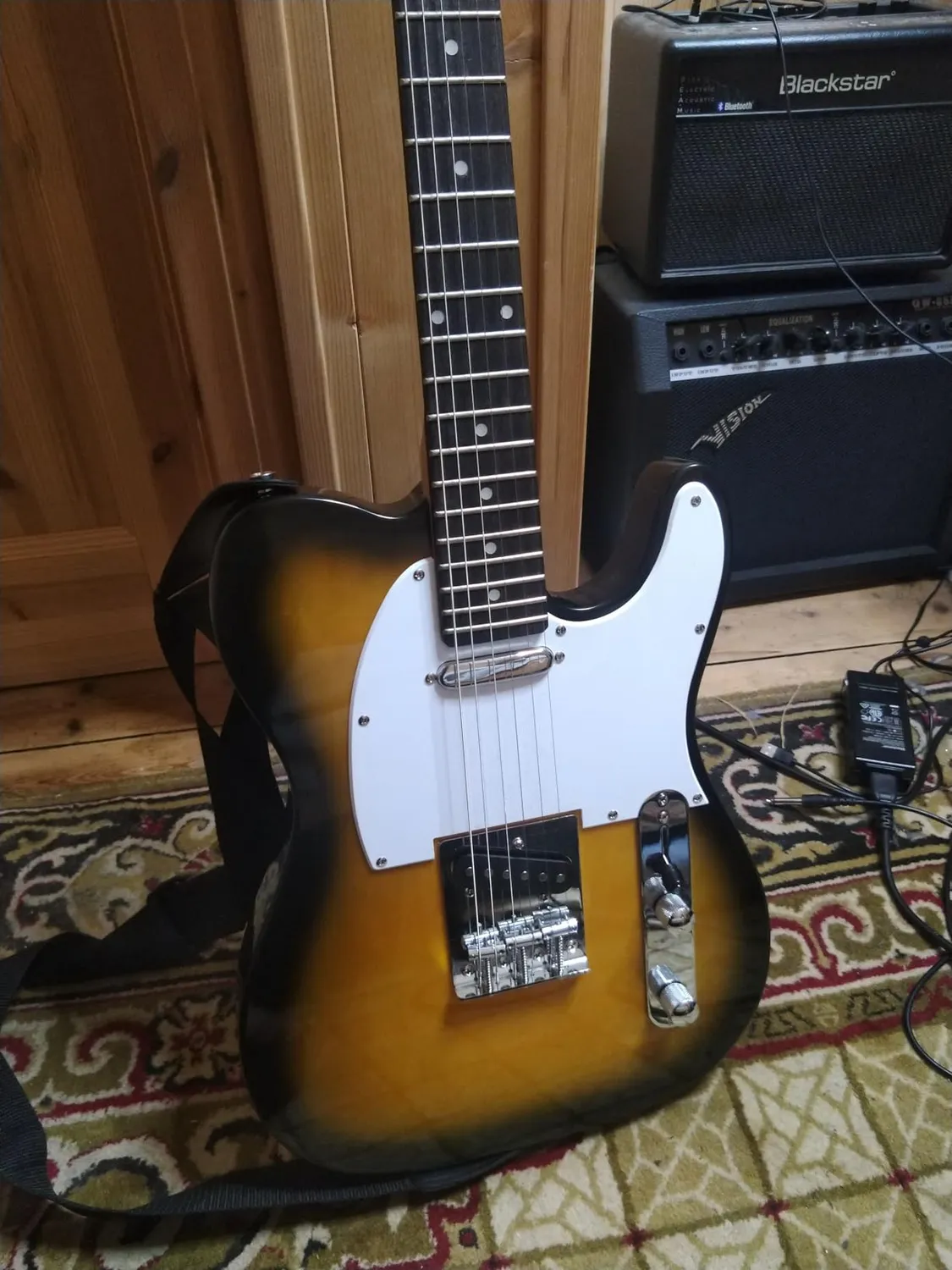 Rocktile Pro TL100-SB E-Gitarre 2-Tone Sunburst