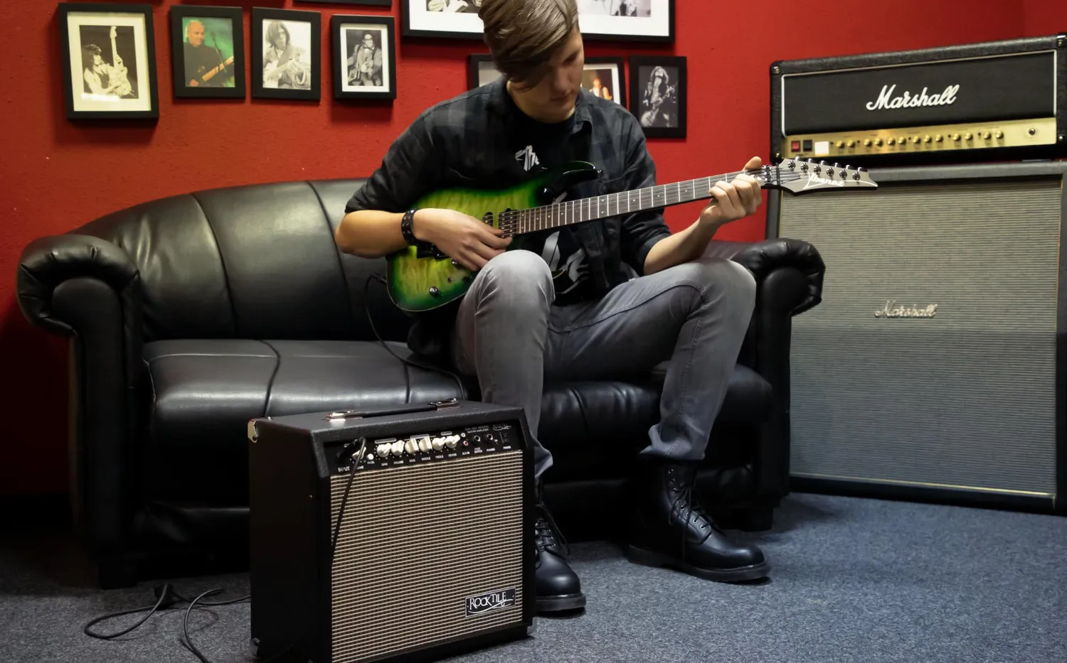 Rocktile GA-30 Mark Gitarrenverstärker 30W Combo schwarz mit Hall