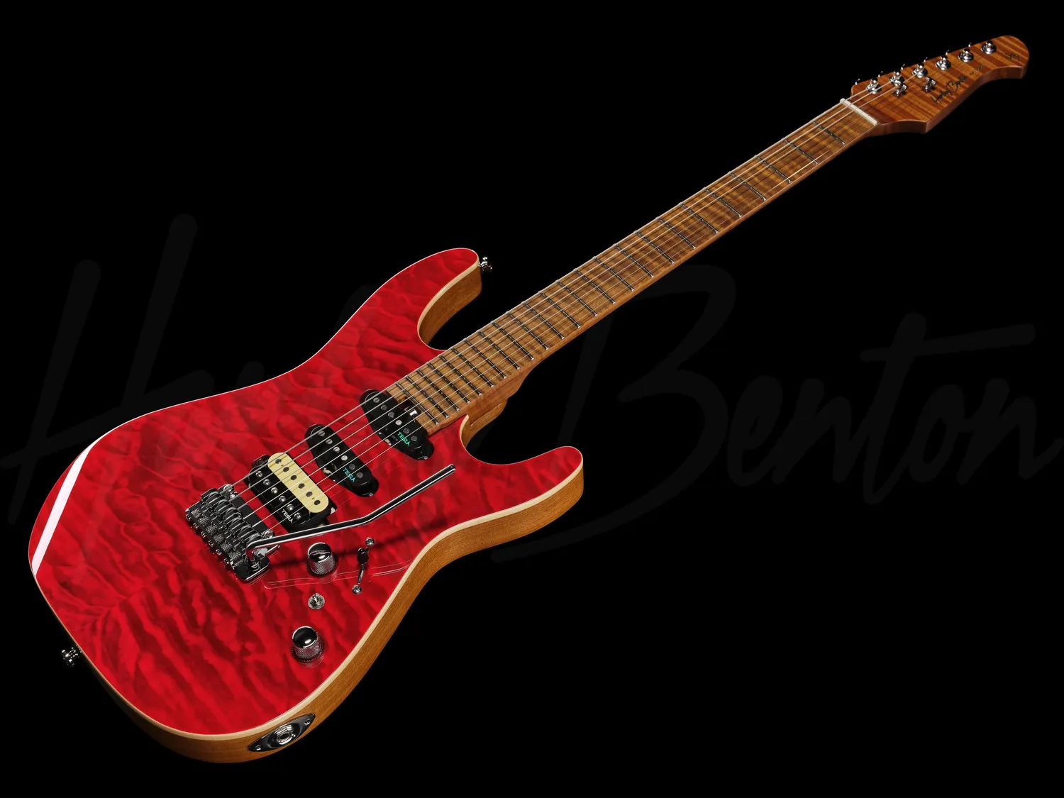 Harley Benton Fusion-IV HSS MN QRG E-Gitarre Raspberry Gloss Tremolo