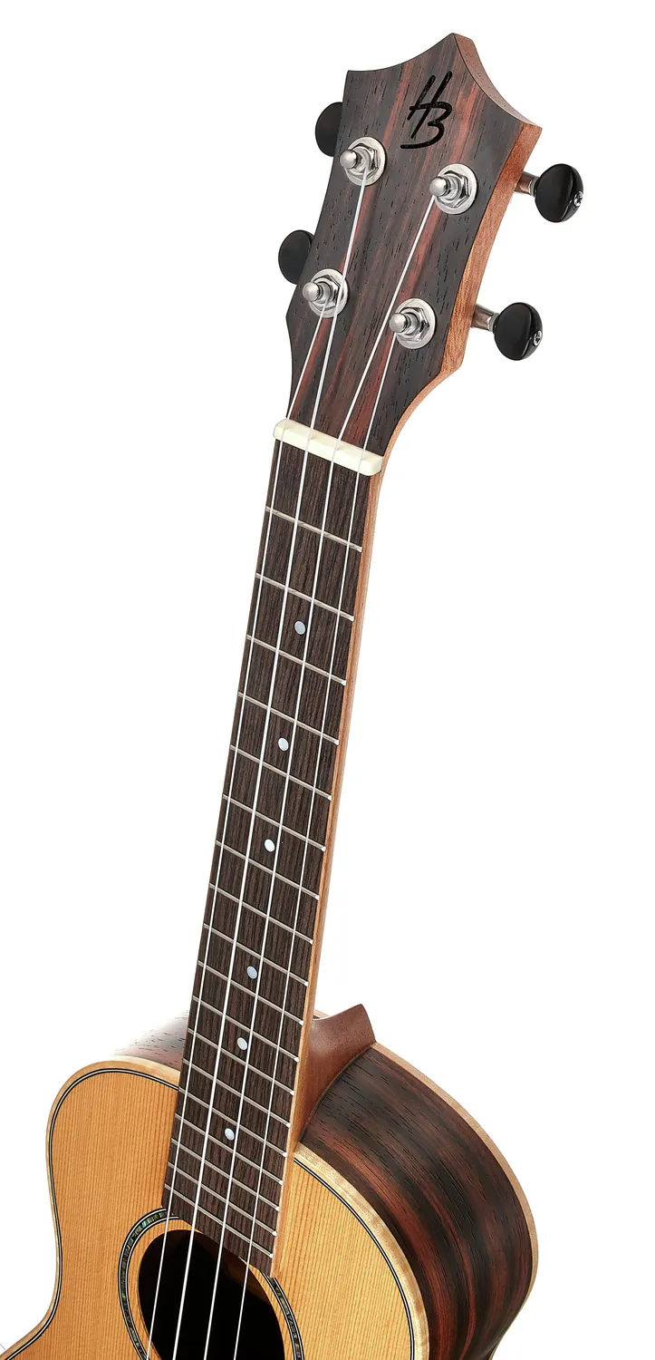 Harley Benton Hawaii Cedar Tenor-Ukulele Zeder