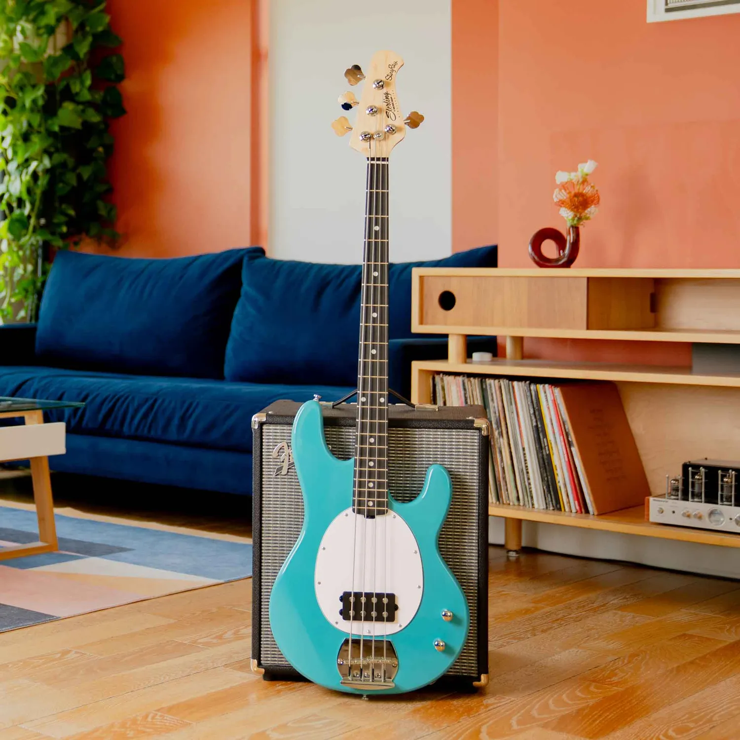 Sterling Intro StingRay E-Bass Electric Blue 38 mm