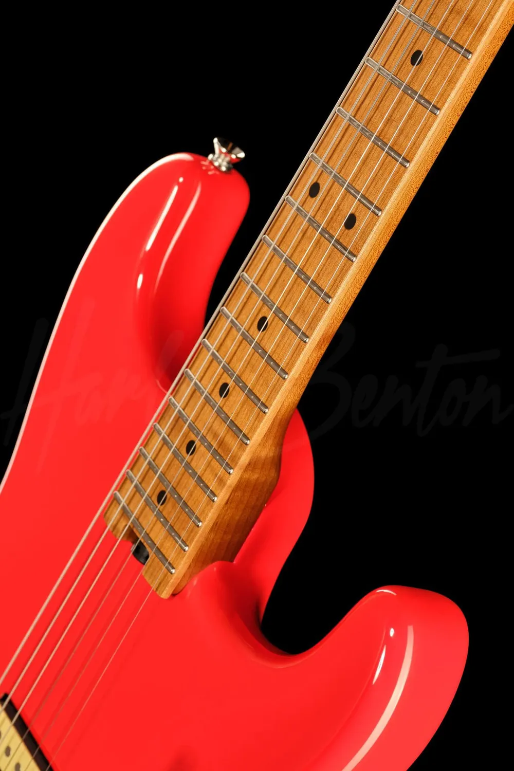 Harley Benton ST-80FR MN E-Gitarre Radiant Red 1PU