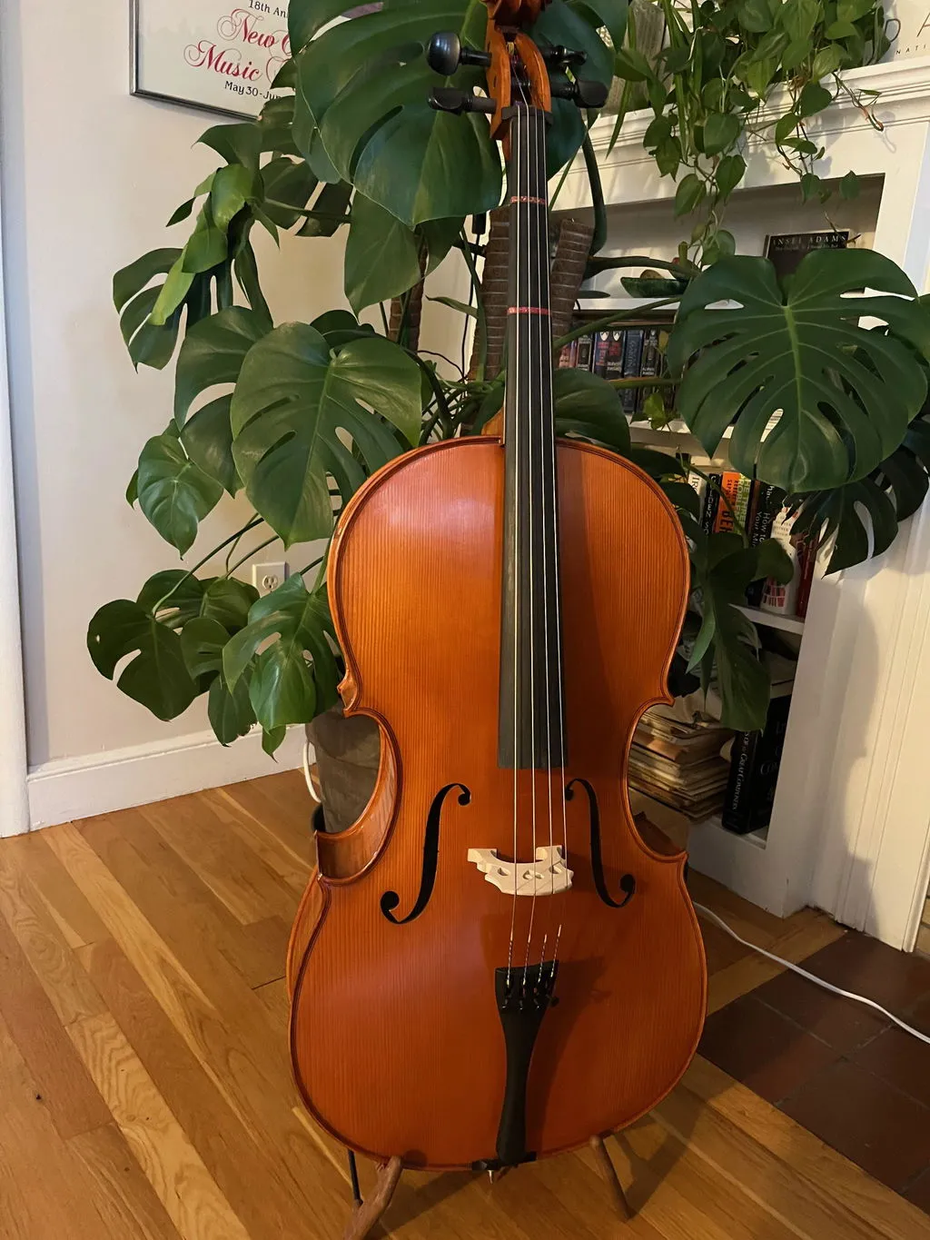 K&M A-Frame Ständer Cello Gitarre Kork