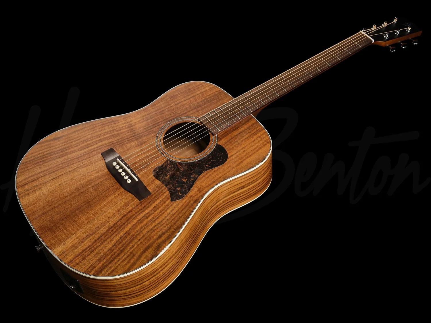 Harley Benton CLD-65AE NT Custom Line Akustikgitarre Natur Tonabnehmer