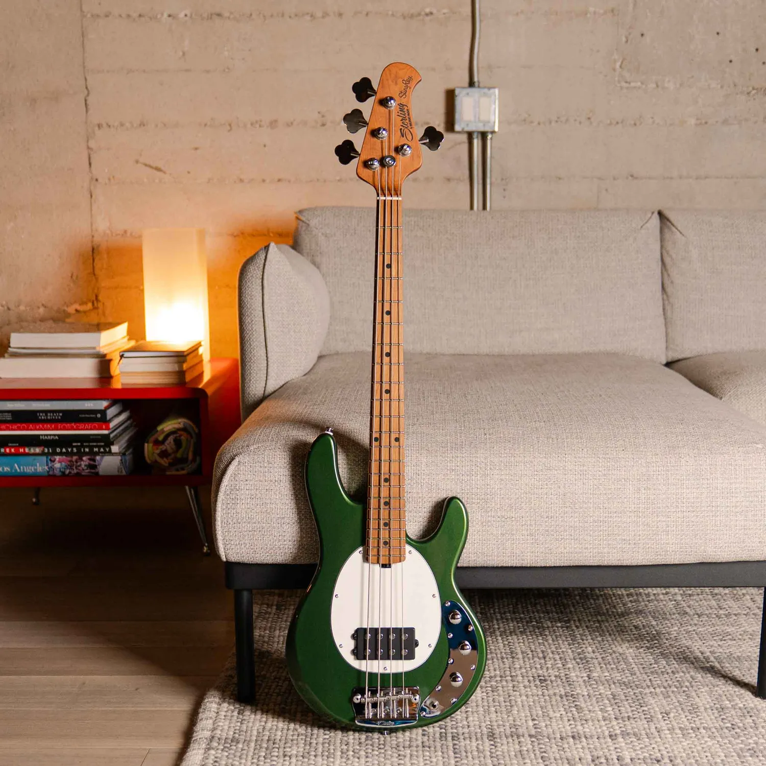 Sterling StingRay Short Scale E-Bass Charging Green 30 Zoll