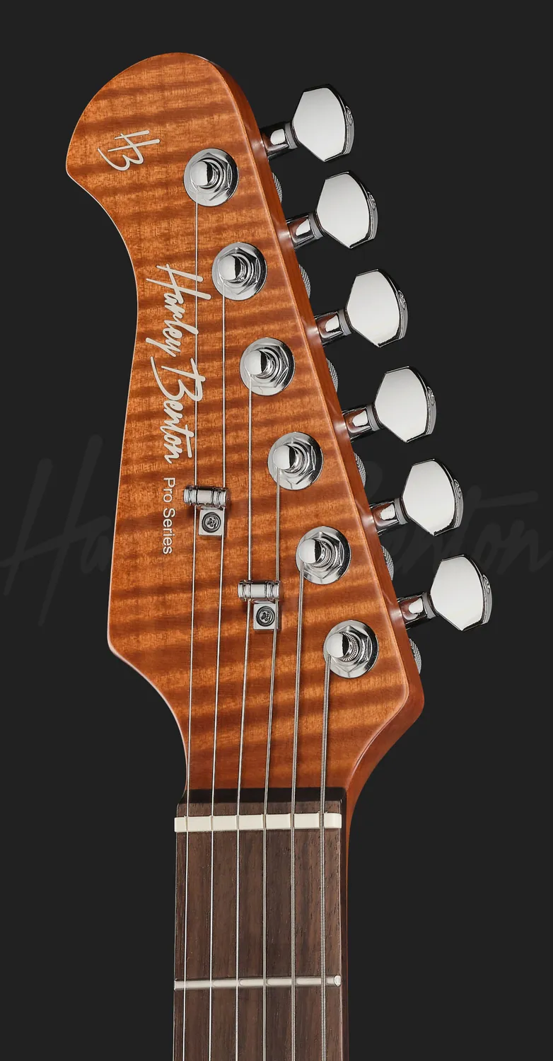 Harley Benton Fusion-IV HSH LH RW E-Gitarre Quilt Raspberry