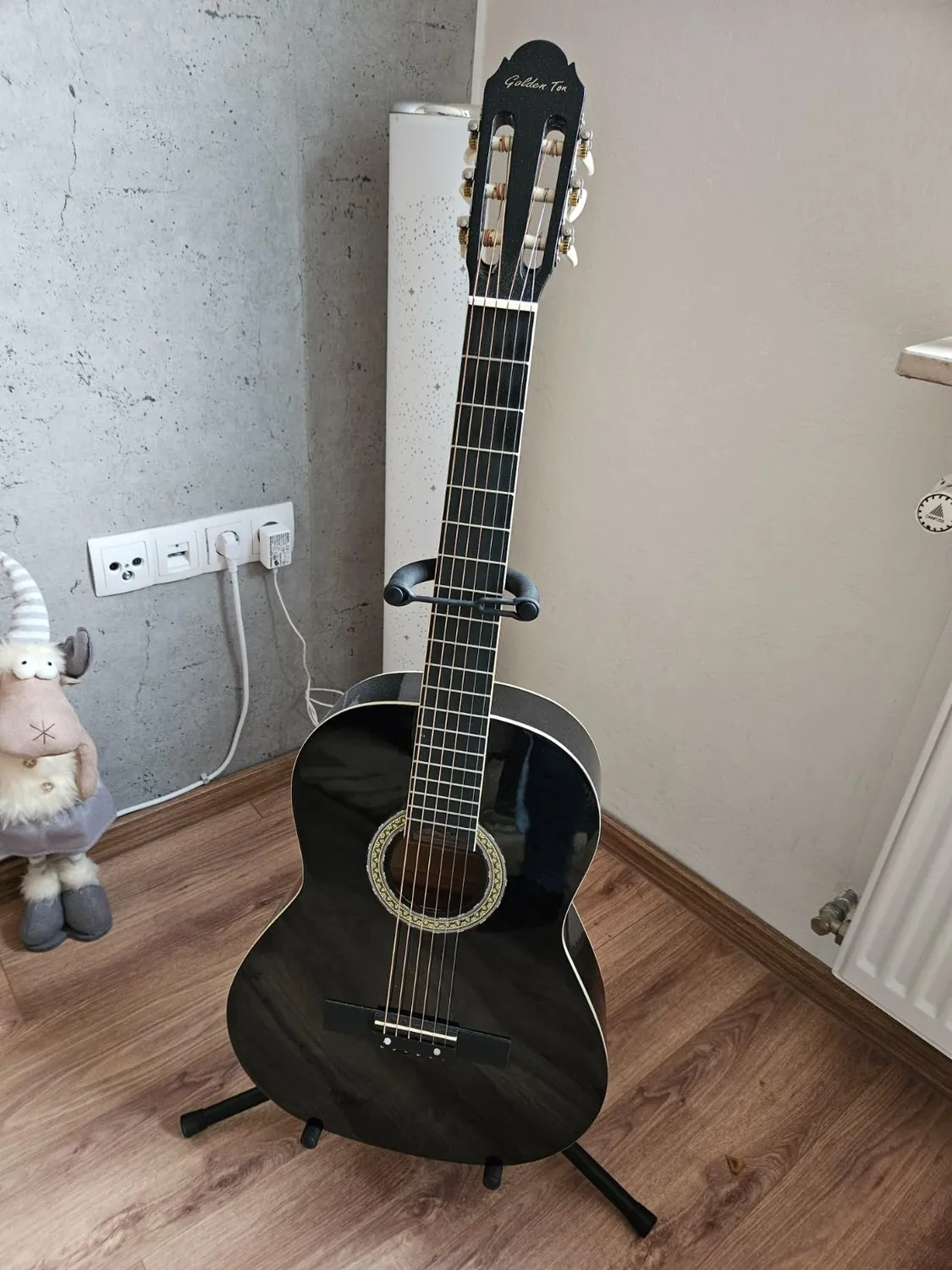 Rocktile GSN-01 Gitarrenständer Schwarz höhenverstellbar