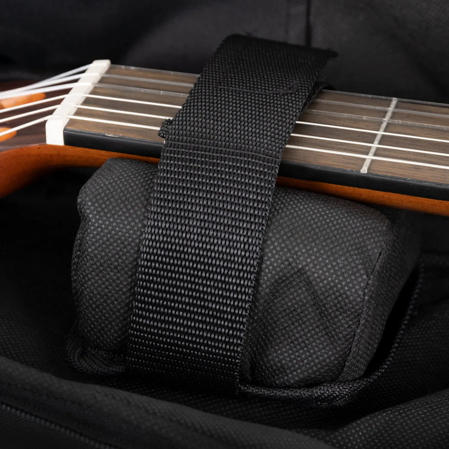 Rocktile Klassik-Gitarrentasche 4/4 Gigbag Schwarz