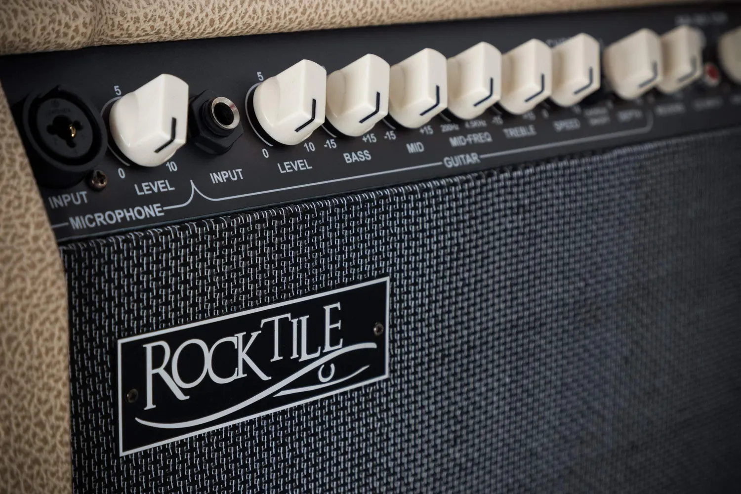 Rocktile AA-30 CW Eric Akustikverstärker 30W Creme