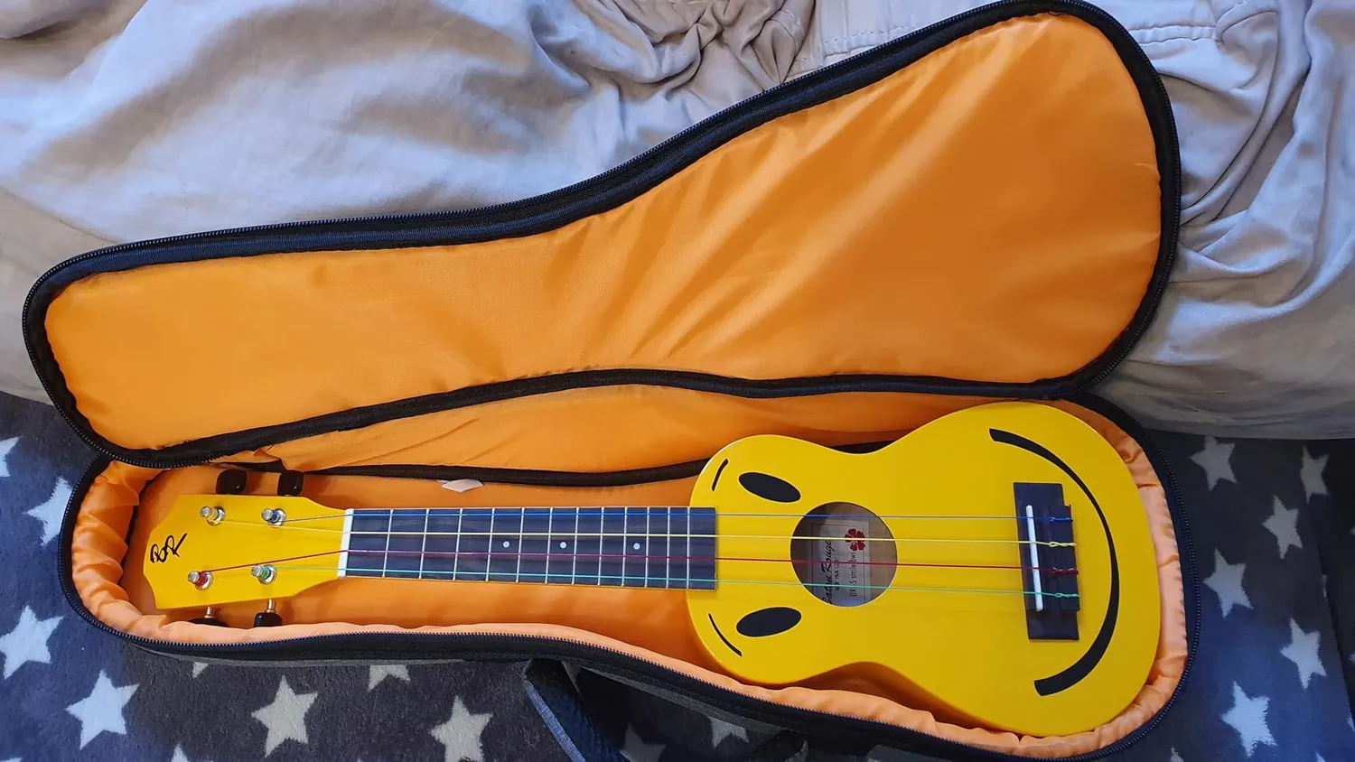 Rocktile UB-6122GY Gigbag Sopran-Ukulele Grau 55 cm