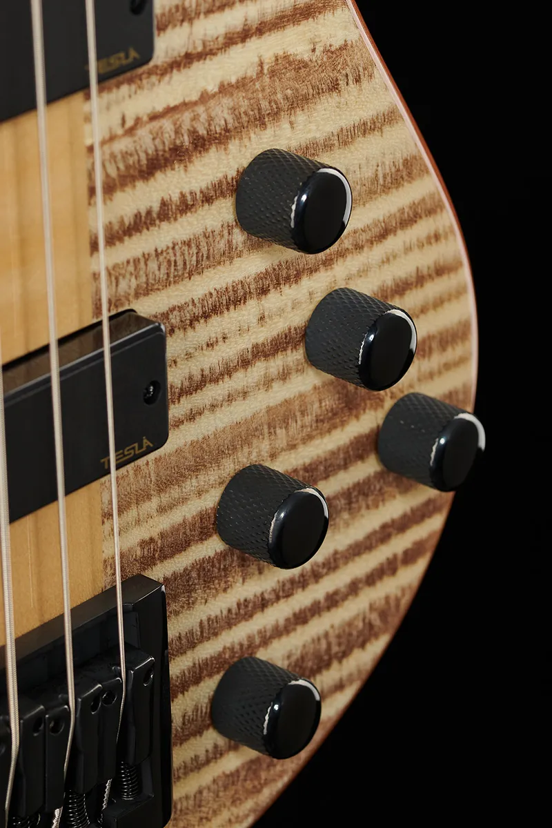 Harley Benton BZ-6000 II NT E-Bass 6-saitig aktiv